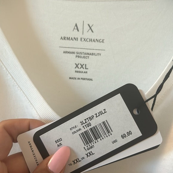 NWT Armani Exchange V neck - Picture 3 of 3